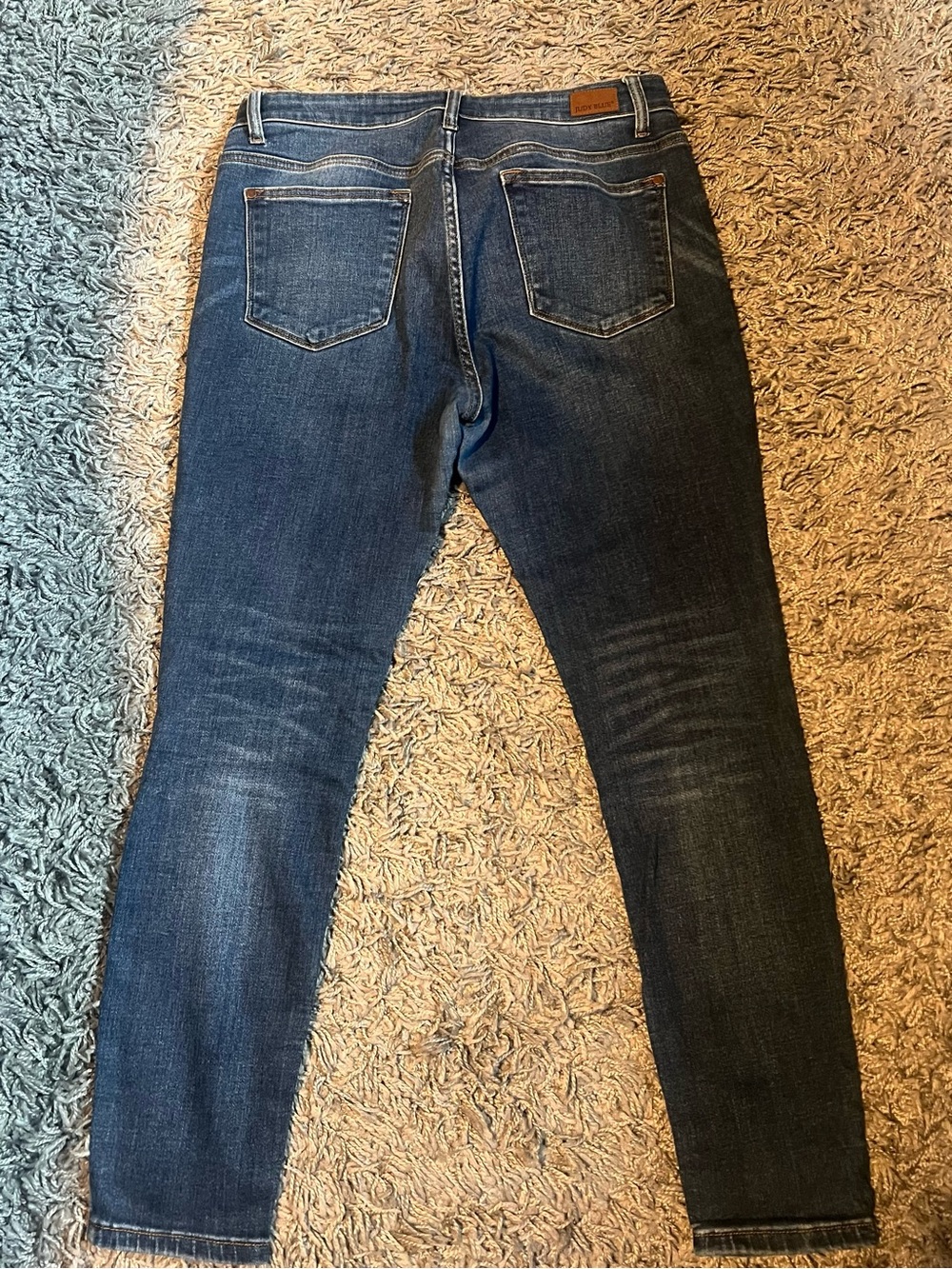 Judy Blue Medium Dark Blue Skinny Jeans - Picture 2 of 2